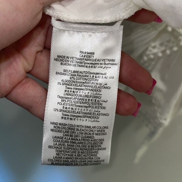 BCBGMAXAZRIA wrap top - Picture 4 of 6